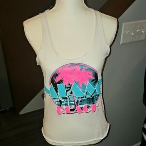 Miami Beach Graphic Tank Top - White. Sz large NWOTS